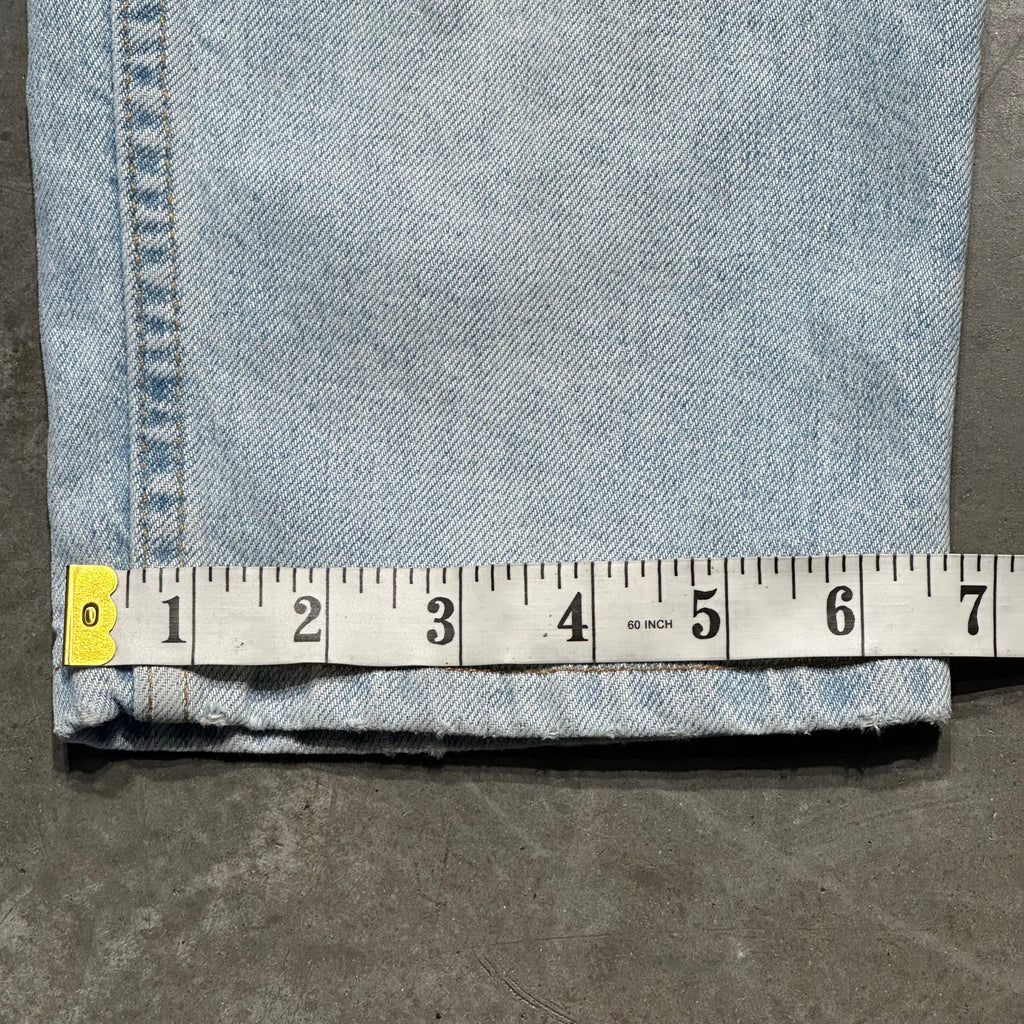 2001 Levis 550
