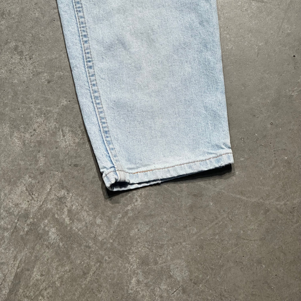 2001 Levis 550