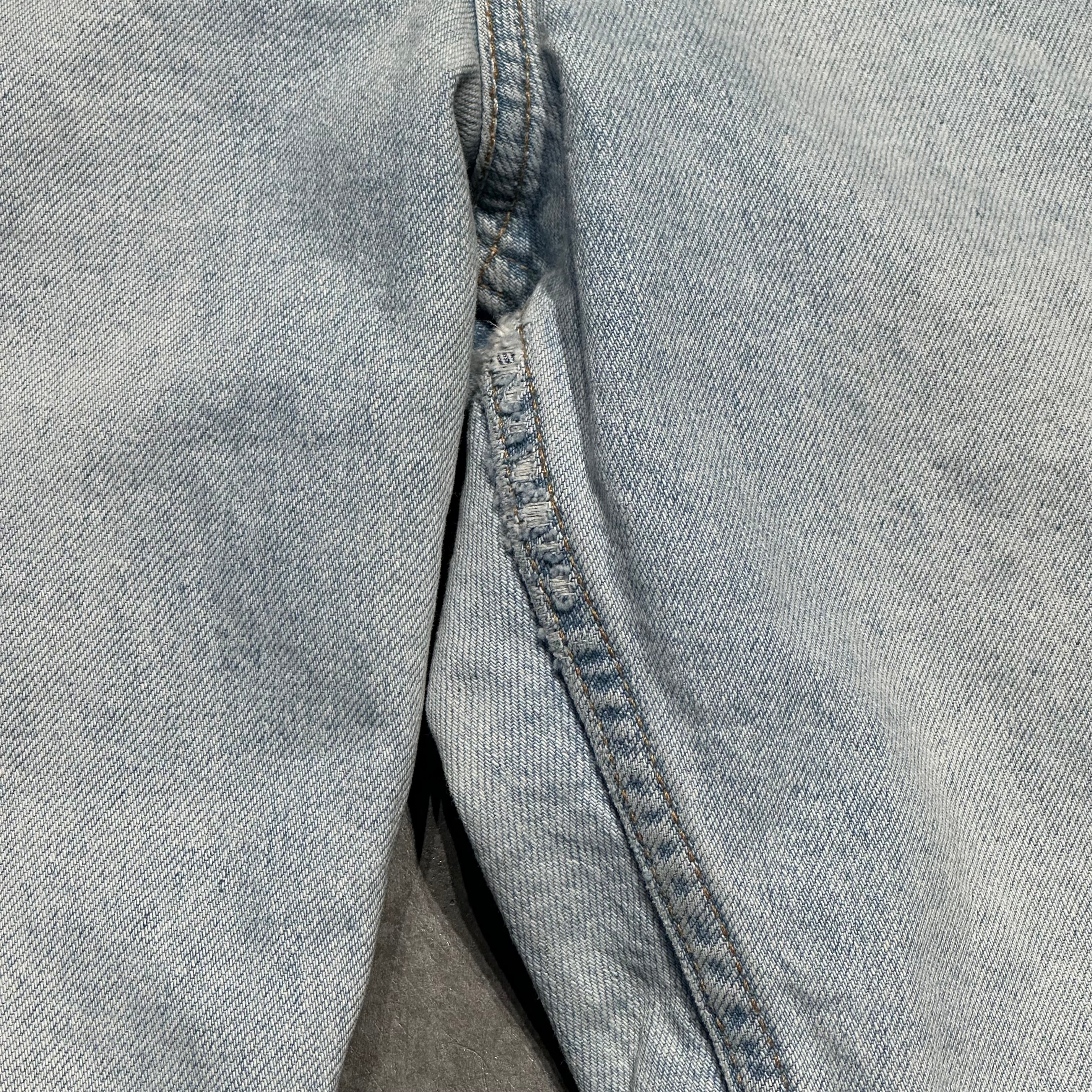 2001 Levis 550